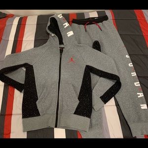 Boys Jordan Jogger w/ Hoodie. Size 10/12 Grey